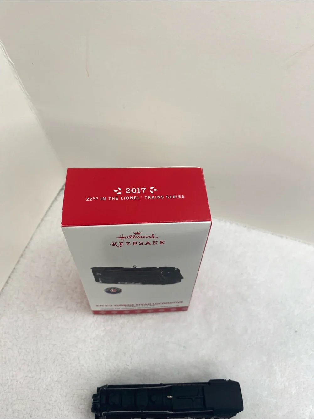 Hallmark Keepsake 2017 Lionel Train 671 S-2 Turbine Steam Locomotive Ornament